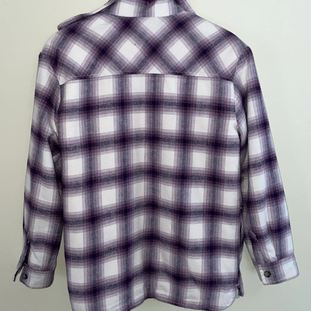 Gap purple and cream plaid Sherpa lined shacket. Girls size 14/16 - Picture 4 of 4